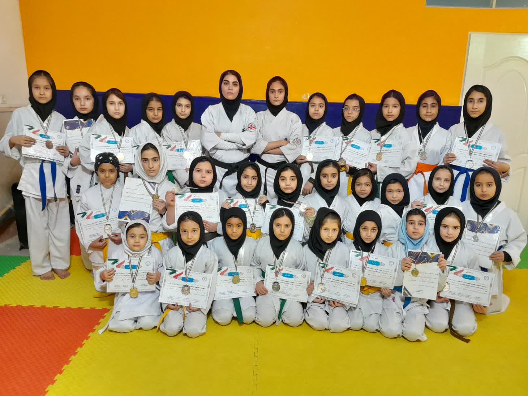 افتخارآفرینی دختران ورزشکار سرای محله یاس شهرداری بومهن